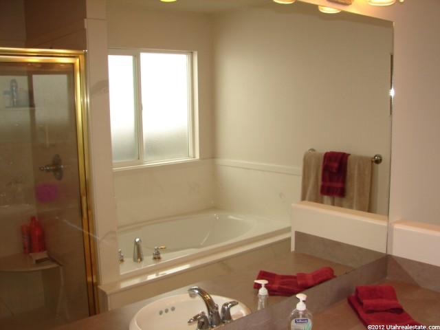 1366 E 2850 N, North Ogden, UT 84414 — photo 7