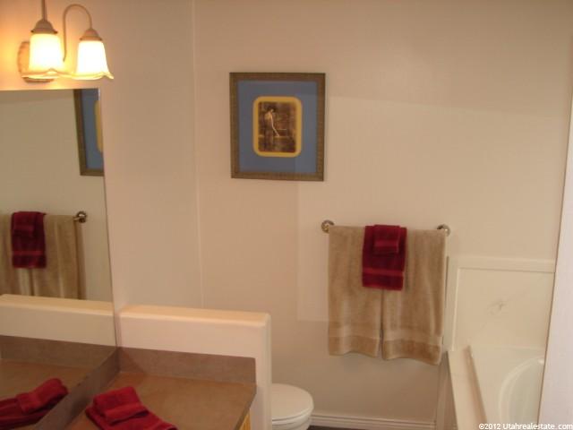 1366 E 2850 N, North Ogden, UT 84414 — photo 8