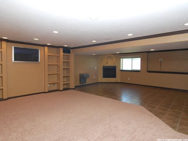644 W 3600 S, Riverdale, UT 84405 — photo 8