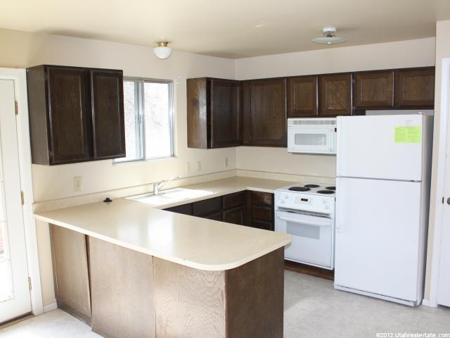 590 Pali St, Sandy, UT 84070 — photo 3