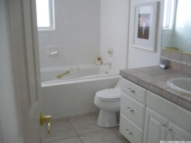 2342 E Combe Rd, Uintah, UT 84403 — photo 7