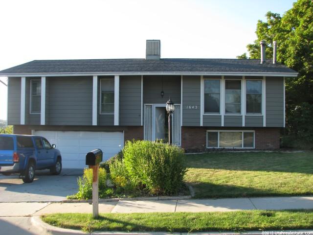 1643 Hillsboro Dr, Layton, UT 84040 — photo 2