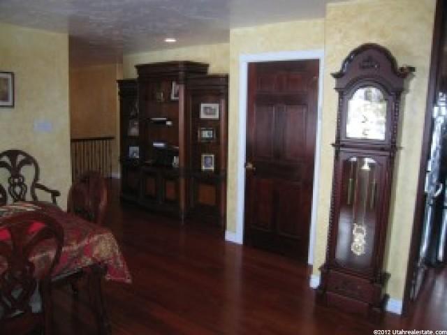 2415 Broadview Way, Sandy, UT 84092 — photo 2