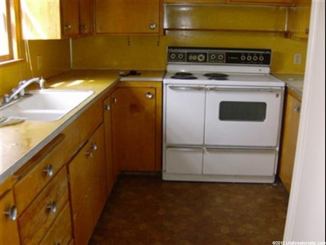 938 35th St, Ogden, UT 84403 — photo 2