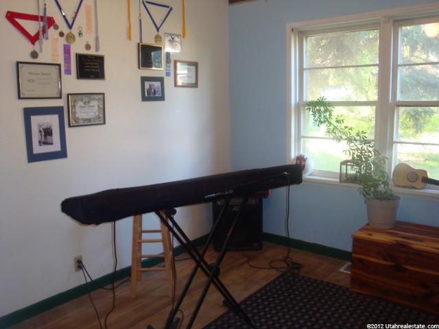 74 N 100 E, Meadow, UT 84644 — photo 8
