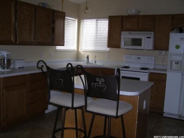 79 N 975 W, Layton, UT 84041 — photo 2