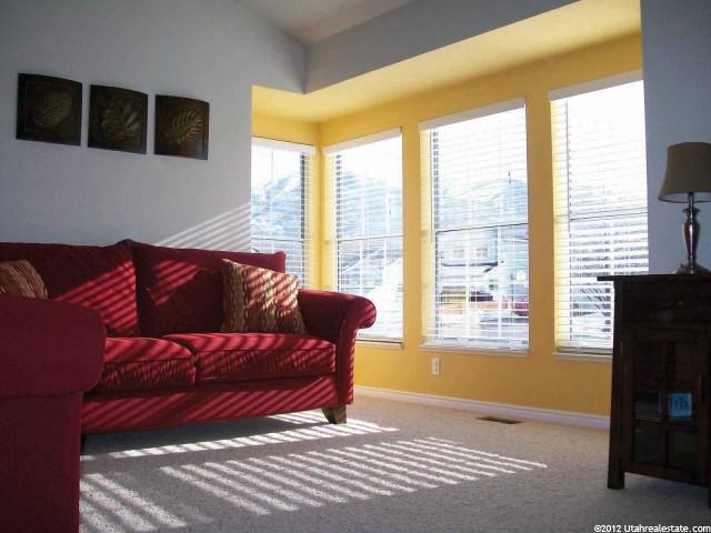 1093 E Meadow Way Dr, Layton, UT 84041 — photo 2