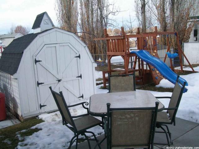 1093 E Meadow Way Dr, Layton, UT 84041 — photo 11
