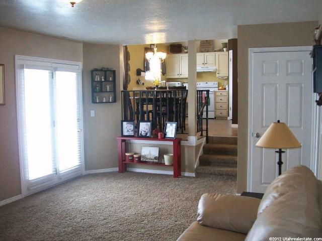 1093 E Meadow Way Dr, Layton, UT 84041 — photo 4