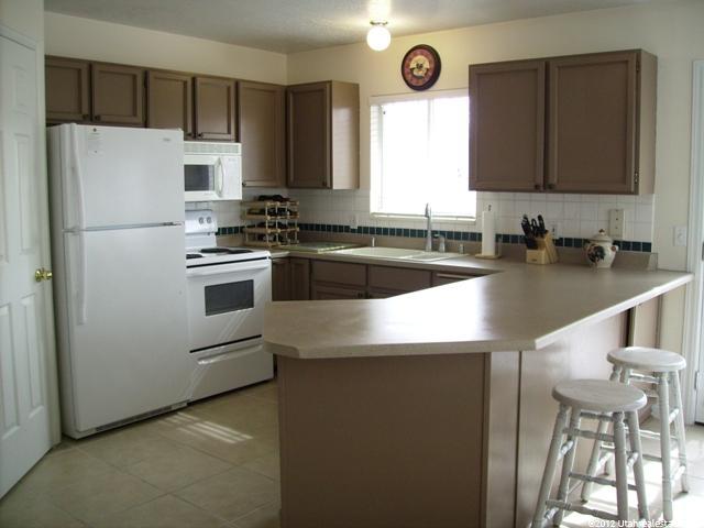 1213 Crystal River Dr, Murray, UT 84123 — photo 4