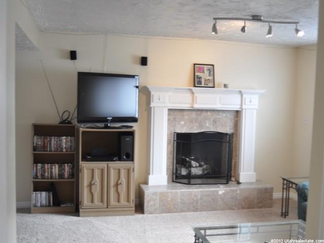 78 W 2050 S, Bountiful, UT 84010 — photo 8