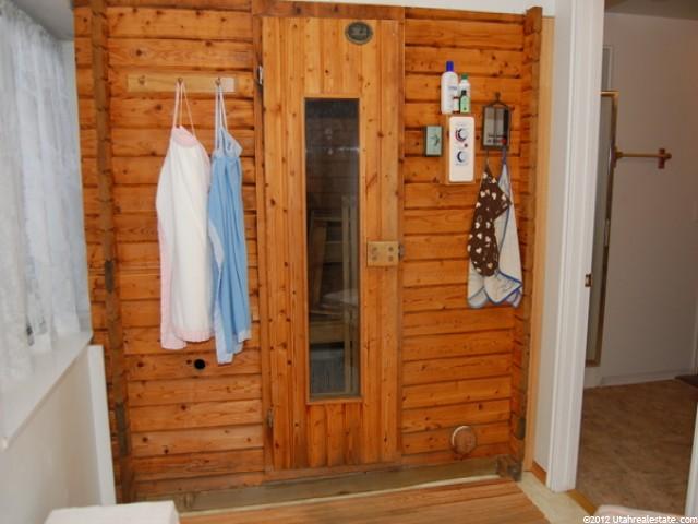 551 Apple Tree Dr, Sandy, UT 84070 — photo 10