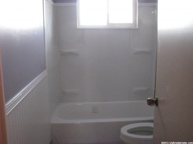 566 E 640 N, American Fork, UT 84003 — photo 8
