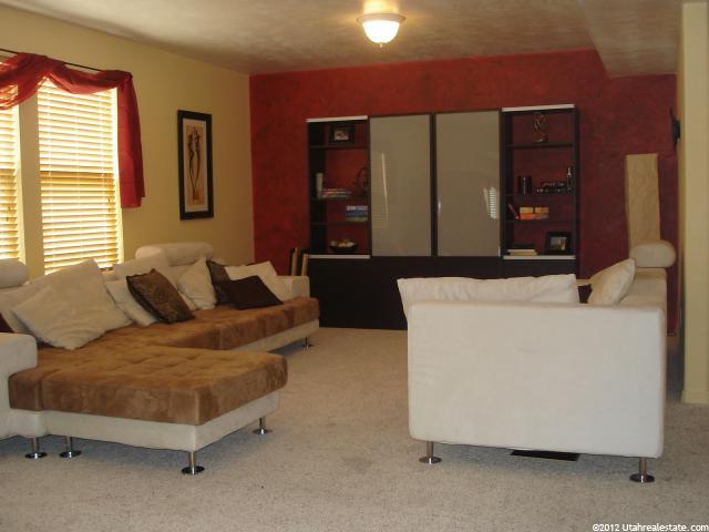 24 E 850 S, Layton, UT 84041 — photo 9