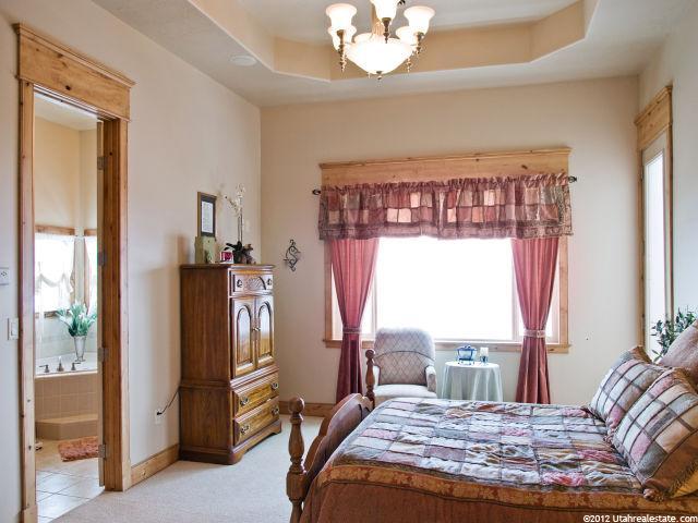 709 N Radford Ln, Eden, UT 84310 — photo 9