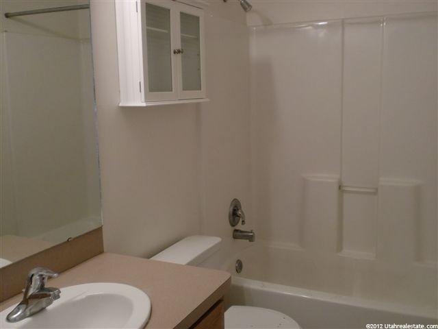 1707 N 2340 W, Clinton, UT 84015 — photo 7