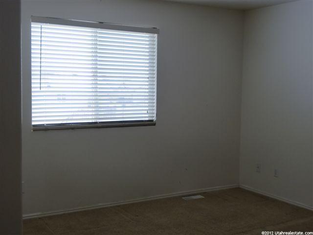 1707 N 2340 W, Clinton, UT 84015 — photo 9