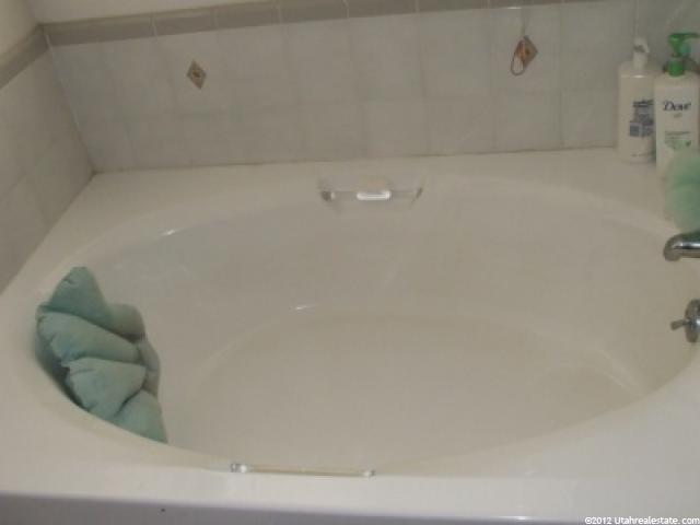 1191 N 75 W, Layton, UT 84041 — photo 3