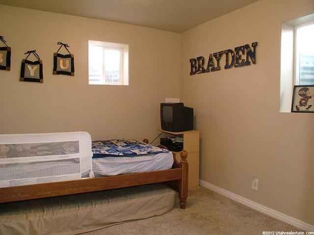 9756 S 520 E, Sandy, UT 84070 — photo 12