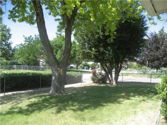 61 E Diamond St, Layton, UT 84041 — photo 7
