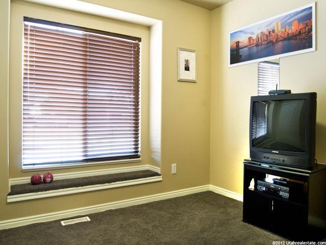 4767 S 3200 W, Roy, UT 84067 — photo 10