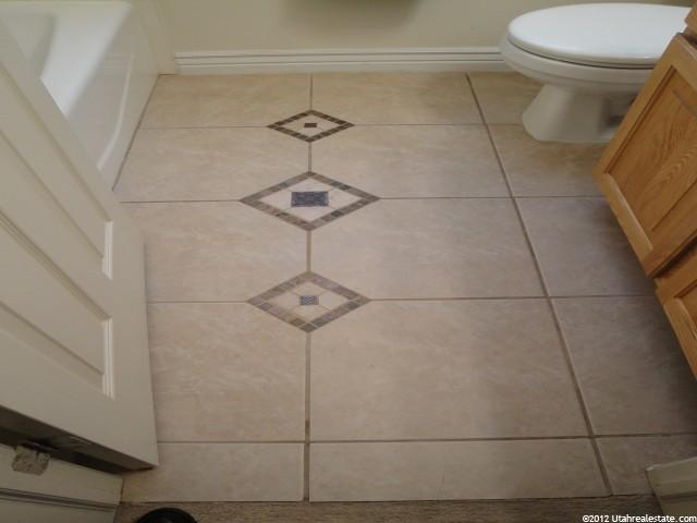 149 W 1980 S, Clearfield, UT 84015 — photo 9