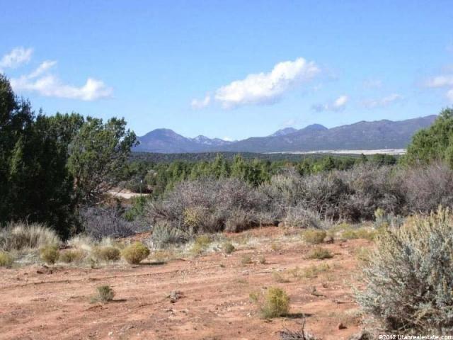 58 Megan Ln, New Harmony, UT 84757 — photo 2