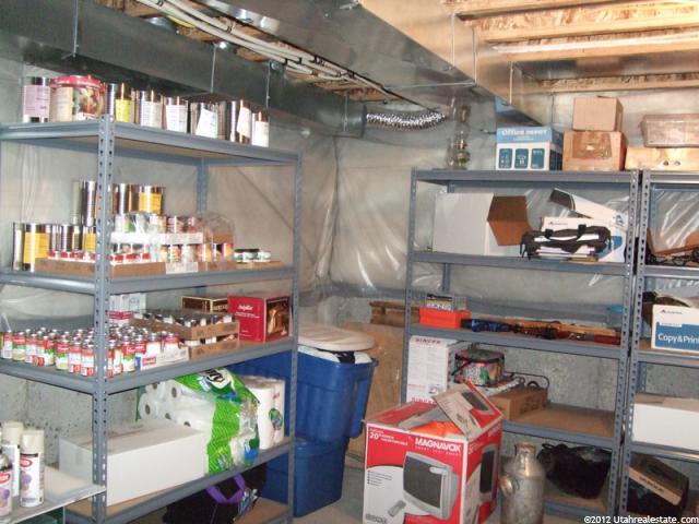 335 S 200 W, Levan, UT 84639 — photo 11