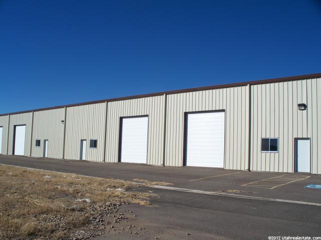 540 S Wright Brothers Dr, Vernal, UT 84078 — photo 4