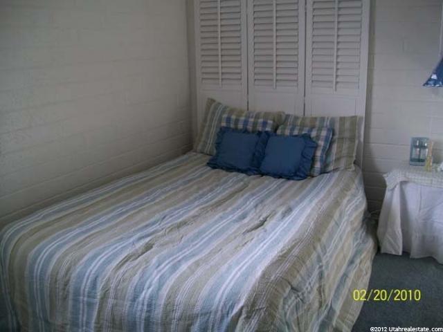 246 S 1000 E, Clearfield, UT 84015 — photo 7