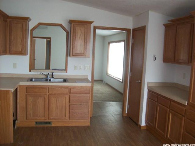 223 W 2000 S, Vernal, UT 84078 — photo 2