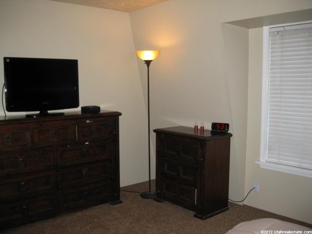 547 N 200 W, Bountiful, UT 84010 — photo 8