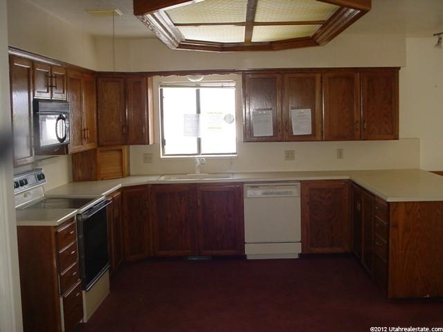 156 Christopher Pl, Tremonton, UT 84337 — photo 2