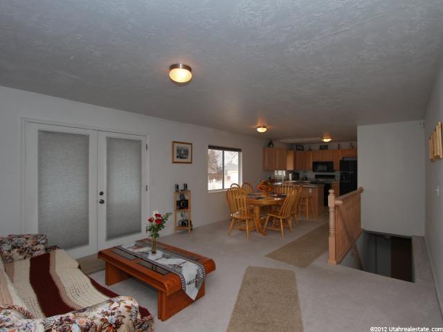 8140 S 865 E, Sandy, UT 84094 — photo 10