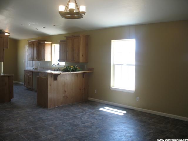 5160 S 3150 E, Vernal, UT 84078 — photo 6