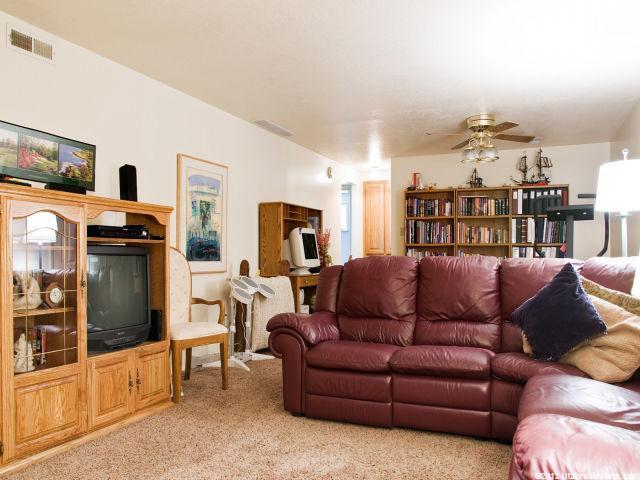 1356 N 200 E, Centerville, UT 84014 — photo 11