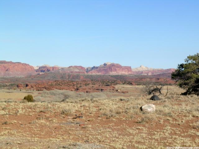 175 E 800 N, Torrey, UT 84775 — photo 5