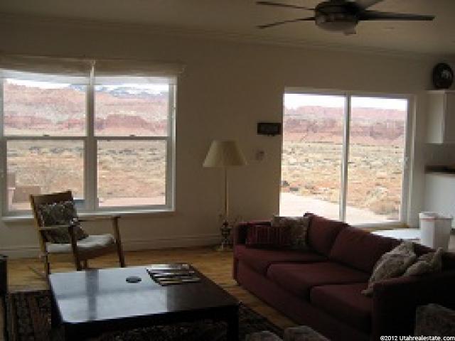 175 E 800 N, Torrey, UT 84775 — photo 8