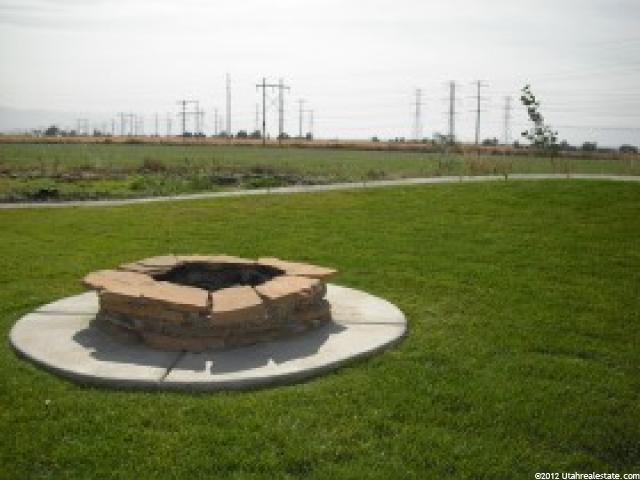 2669 W 650 N, Layton, UT 84041 — photo 10