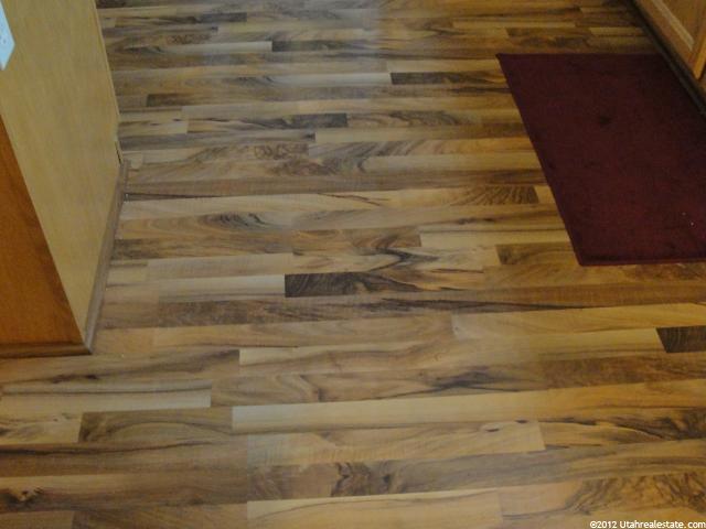 1028 E Sara Ln N, Ogden, UT 84404 — photo 4