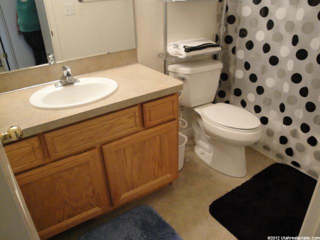 1028 E Sara Ln N, Ogden, UT 84404 — photo 5
