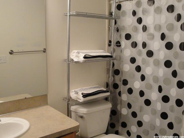 1028 E Sara Ln N, Ogden, UT 84404 — photo 6