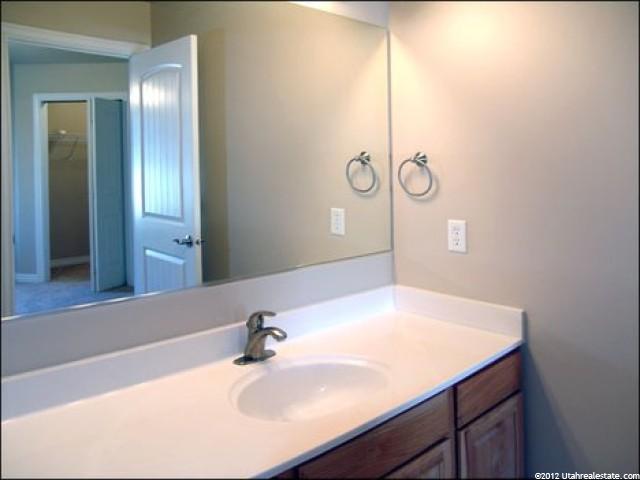1372 E 4500 S, Holladay, UT 84117 — photo 9