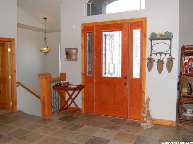 587 W Cephus Rd, Draper, UT 84020 — photo 2