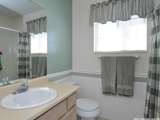 310 W 1980 S, Clearfield, UT 84015 — photo 6