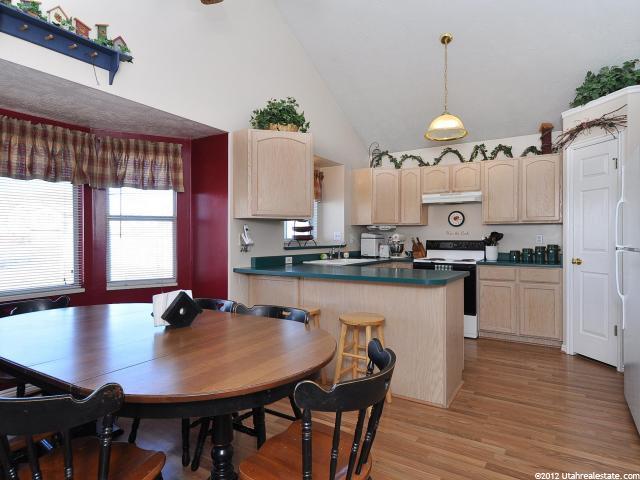 310 W 1980 S, Clearfield, UT 84015 — photo 9
