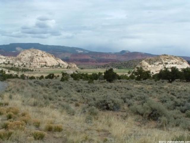 2 Boulder Foothills Rd #2, Teasdale, UT 84773 — photo 2