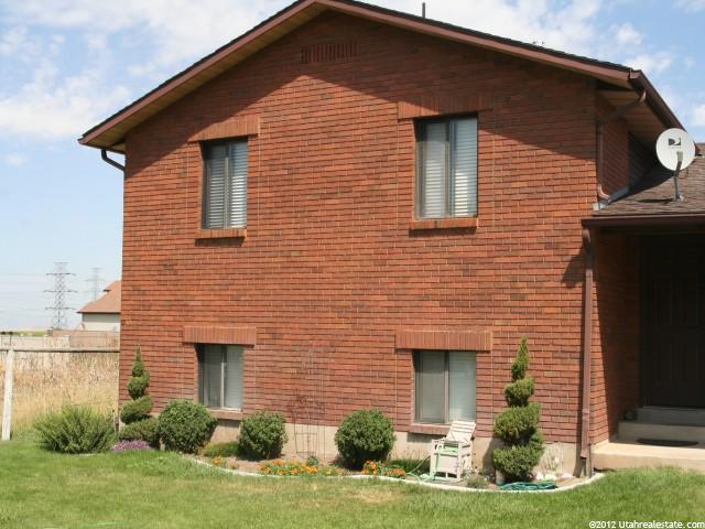 1448 W 800 N, Clinton, UT 84015 — photo 2
