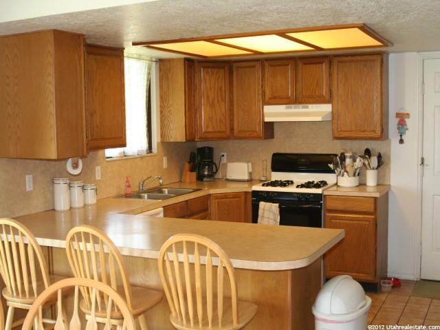 1448 W 800 N, Clinton, UT 84015 — photo 3