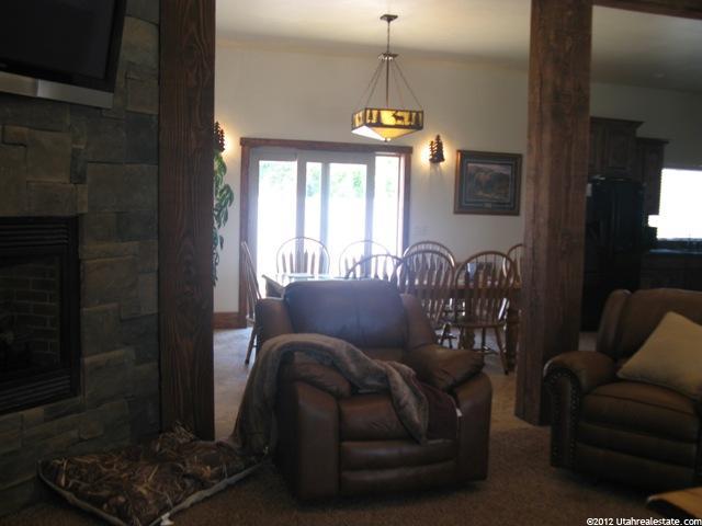 639 E 3200 N, Marion, UT 84036 — photo 4